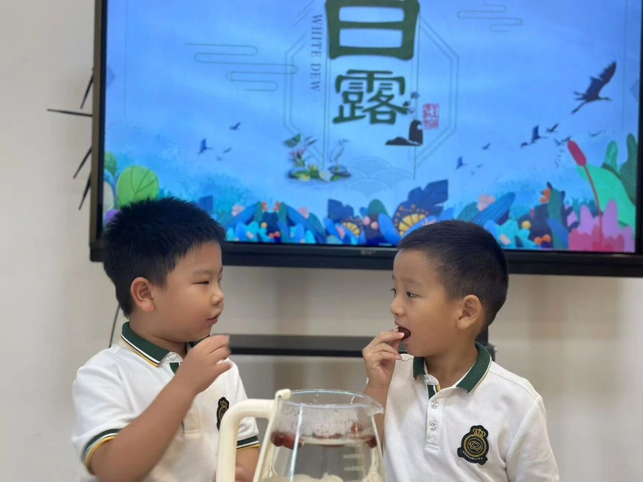 白露至，秋意浓